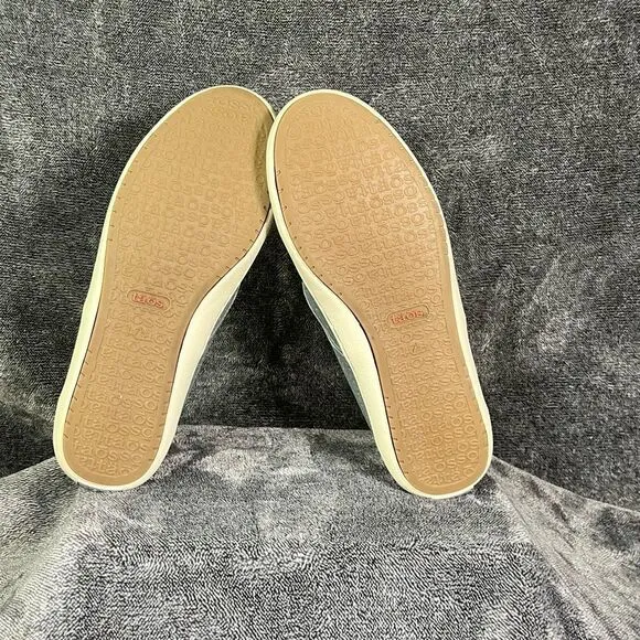 Taos Court Shoes Women's 7.5 Blue Leather Comfort Slip On Low Top Sneakers