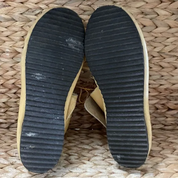 Taos‎ Moccasins Leather Made