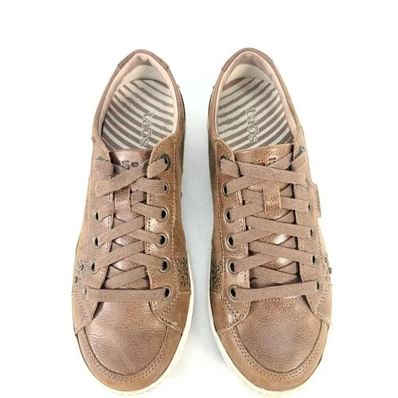 Taos Shoes Womens 7 Brown Freedom Sneakers Leather Low Top Lace-Up Comfort Studs