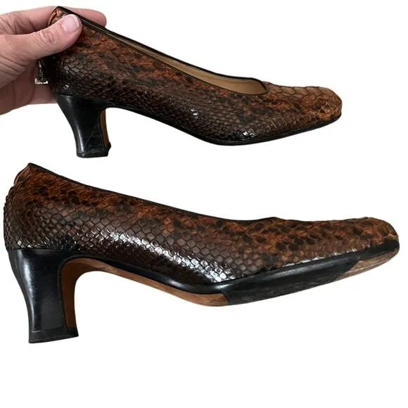 Taryn Rose Women 38N Heels Brown Snakeskin Block Heel Square Toe Comfort