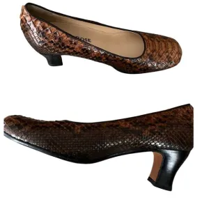 Taryn Rose Women 38N Heels Brown Snakeskin Block Heel Square Toe Comfort