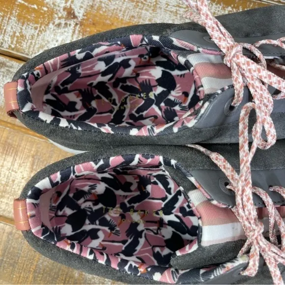 Ted Baker Women’s Suede Sneaker Shoes Size 10