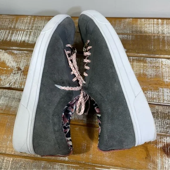 Ted Baker Women’s Suede Sneaker Shoes Size 10