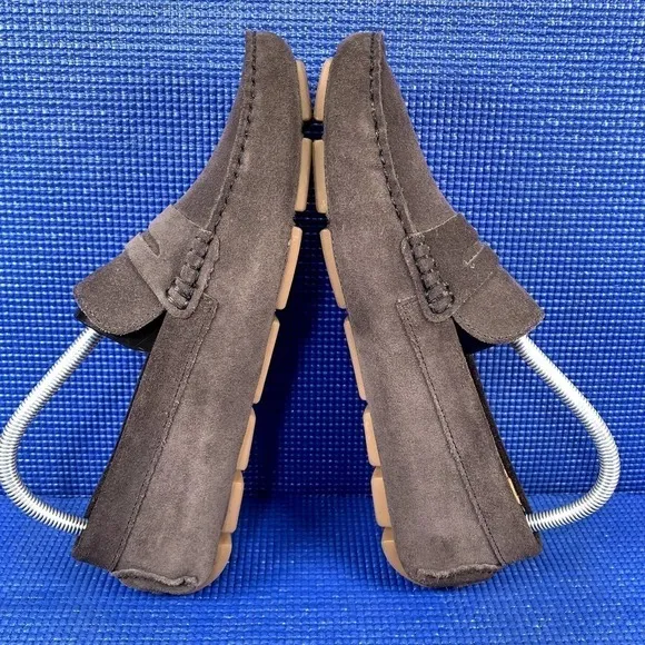 The Men`s Store At Bloomingdale`s PENNY DRIVER Men Size 8M Suede Loafers 104620