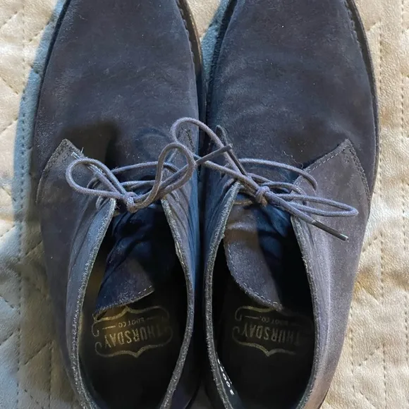 Thursday boot co blue‎ suede shoes men’s size 7.5 pre-owned condition