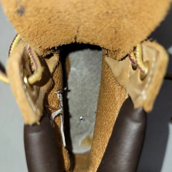 Timberland suede leather 6 inch Boots camel tan Boy Size 11.5M shoes