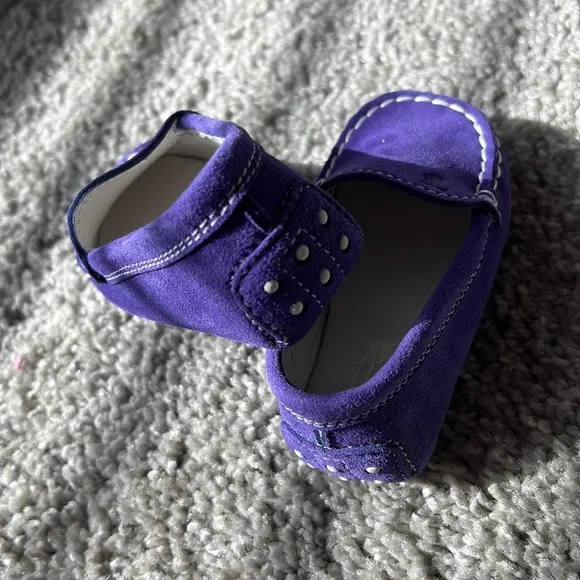 Tod’s baby unisex loafer size 17