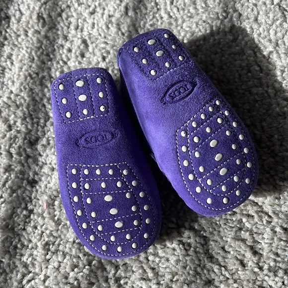 Tod’s baby unisex loafer size 17