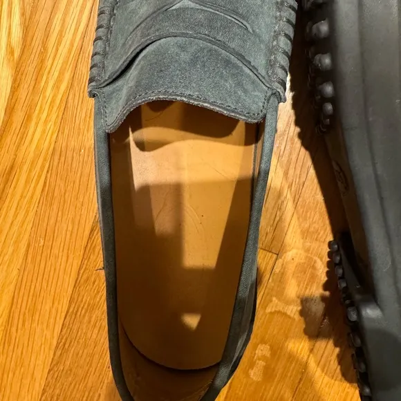 Tod’s Men's suede blue/gray Loafers
