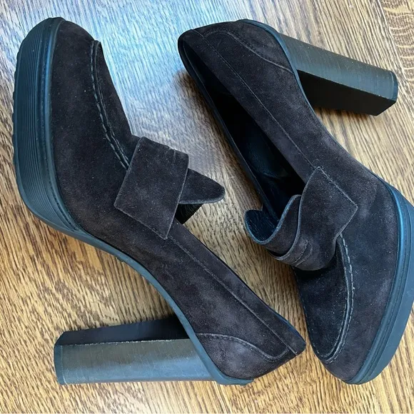 TOD’S Penny Loafers Slip On Shoes Heels Suede Leather Italy Preppy Academia 39.5