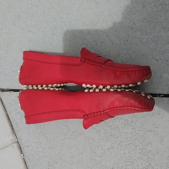 TOD'S Red leather soft big girls loafers 34.5 4.5 US