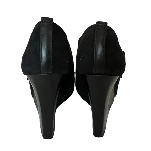 TORY BURCH BLACK SUEDE FALL WINTER WEDGE SHOES 7