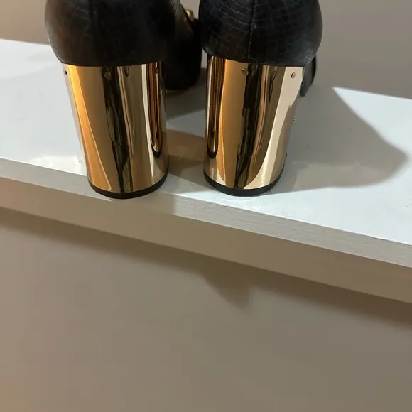 Tory Burch Jessa Size 10.5 Black Gold Mirror Block Heels Mint Condition Python