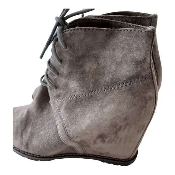 TRASK Womens Tatum Wedges Brown Suede Lace-Up Ankle Boots Booties Solid Shoes 7