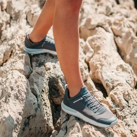 TROPICFEEL Canyon All Terrain Water Backpacking Travel Shoe Sz 39 8 Asphalt Grey