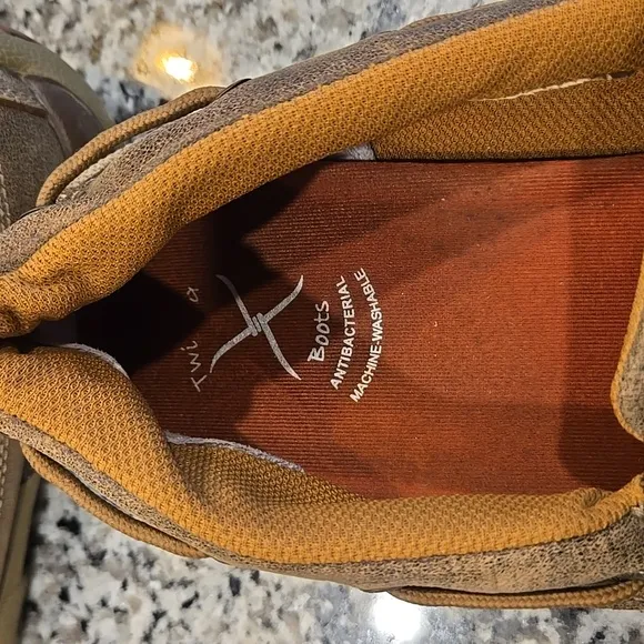 TWISTED X WOMEN'S SLIP-ON DRIVING MOC BOMBER TOOLED. SIZE 10M.