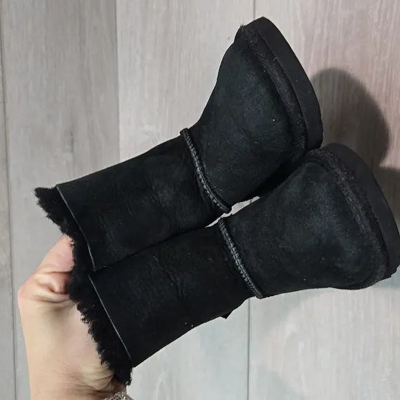 Ugg Australia Women 3280T Bow Back Leather sheepskin boots shoes sz 6 toddler