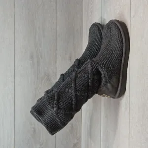 Ugg Australia Women 5879 Cardigan sweater boots shoes sz 7