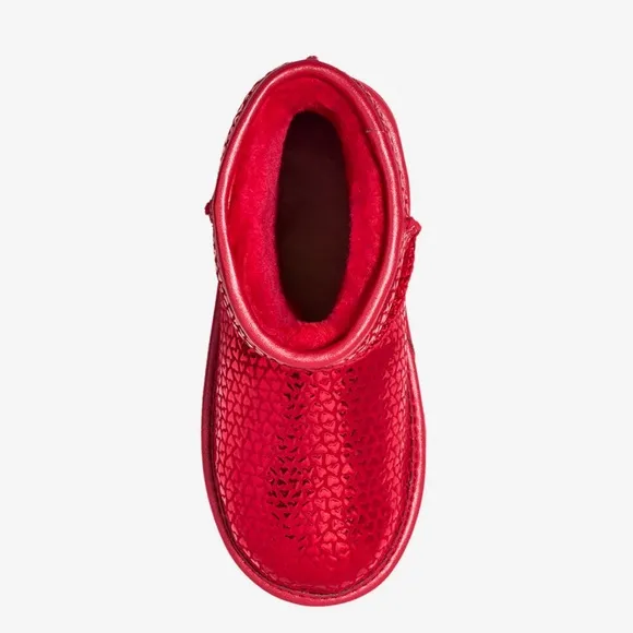 UGG Big Girls Classic II Gel Hearts Red