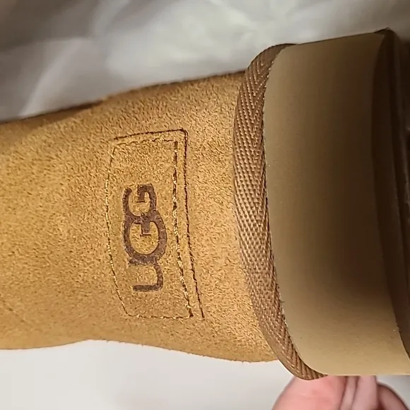 Ugg classic mini side logo ii boot, tan, new in box