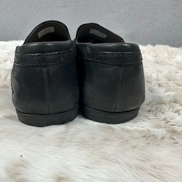 Ugg Loafers Mens 9 Black Leather Slip On Shoes