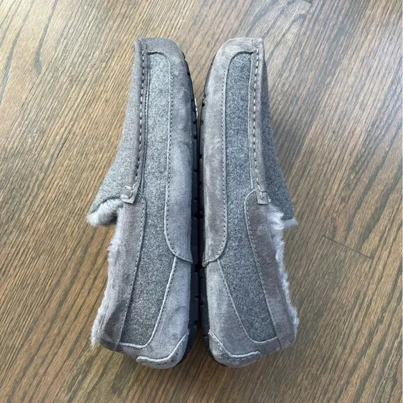 UGG Men's Ascot Wool Grey Moccasins Slipper Shoes 3233
