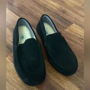 UGG Men's Black Loafers