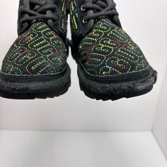 UGG NEUMEL II GRAPHIC STITCH BLACK SUEDE BOOTS SIZE 10 TODDLER