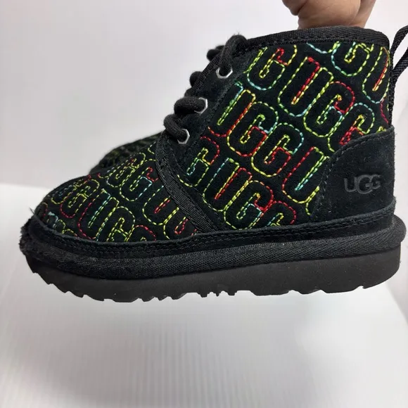 UGG NEUMEL II GRAPHIC STITCH BLACK SUEDE BOOTS SIZE 10 TODDLER