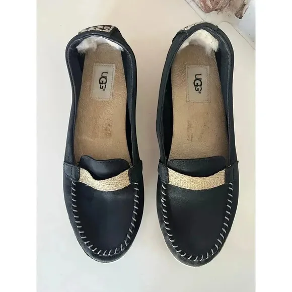 UGG Rozie Moccasins Nubuck Leather Shoes Women’s Size 9