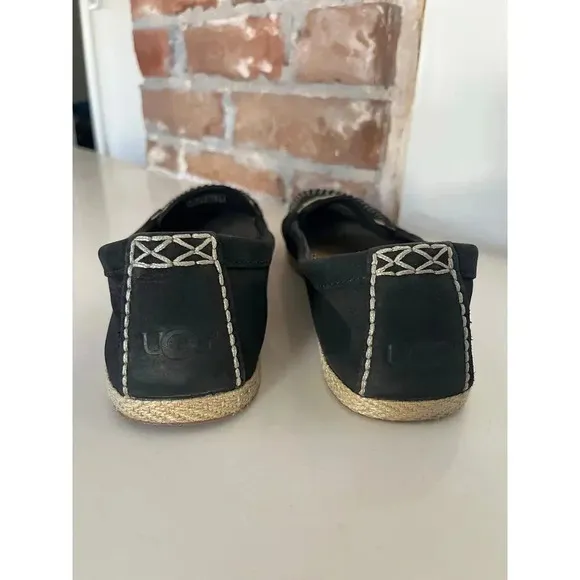 UGG Rozie Moccasins Nubuck Leather Shoes Women’s Size 9