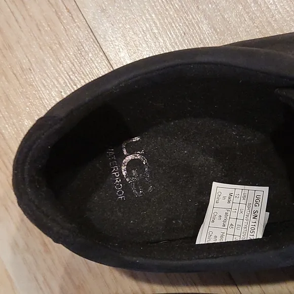 UGG  SOFT SHOES