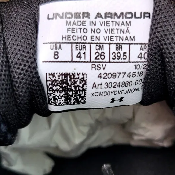 Under Armour Running Shoes Womens 8 Black Lightweight Athletic Sneakers NIB