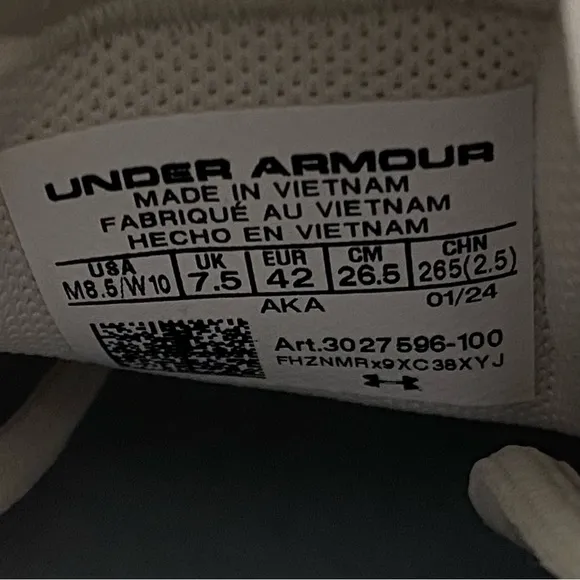 Under Armour UA Apparition Mens Shoes Sneakers Size 8.5 Women 10 White Suede NEW