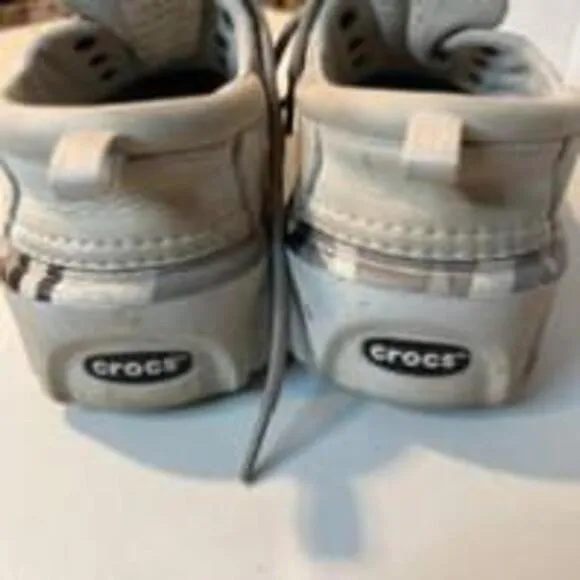 Unisex Crocs White and Gray Camouflage Leather upper area Shoes Men 9 WM 11
