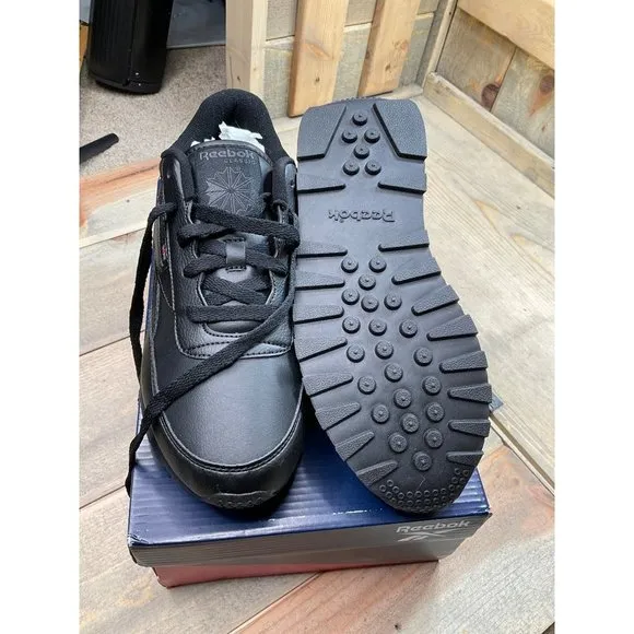 Us8.5 Reebok CL Renaissance Womens Shoes Black Low Top Casual V66941