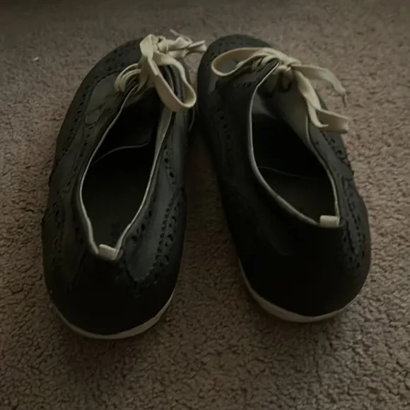 USED PENGUIN BLACK LOAFERS 👞