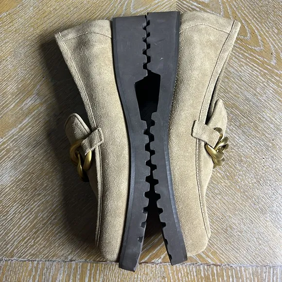 VANELI ZENKA LUG SOLE LOAFER SHOES IN TAUPE SUEDE 9.5