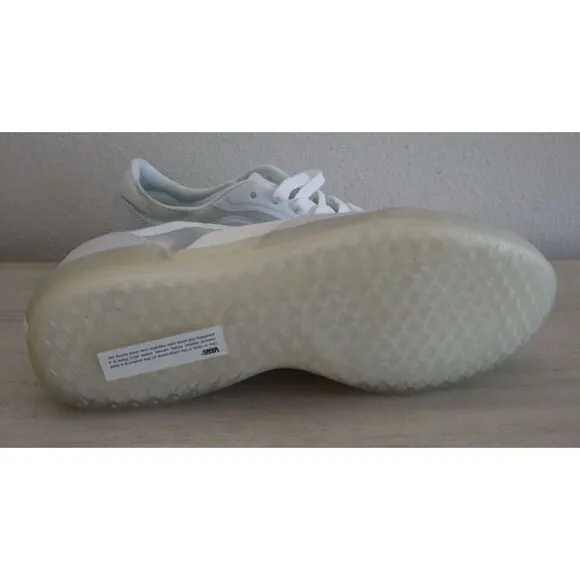 Vans 721356 Men 9.5 Women 11 White EVDNT UltimateWaffle Skateboarding Shoes