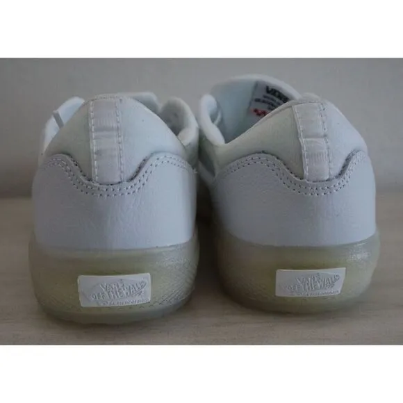 Vans 721356 Men 9.5 Women 11 White EVDNT UltimateWaffle Skateboarding Shoes