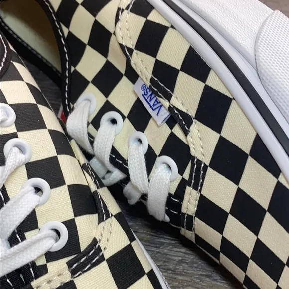 Vans Authentic shoes women