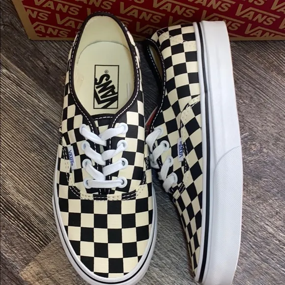 Vans Authentic shoes women