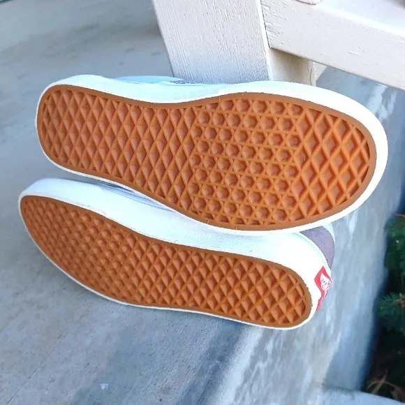 Vans customs cat sz 8 women