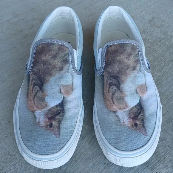 Vans customs cat sz 8 women