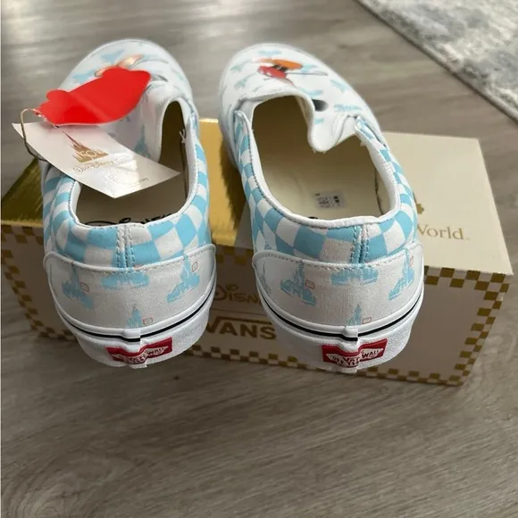 VANS DISNEY MICKEY MOUSE NEW