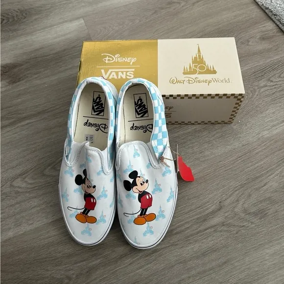 VANS DISNEY MICKEY MOUSE NEW
