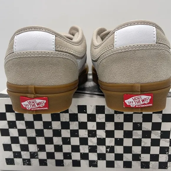 Vans Men's Beige and White Sneakers Chukka Low SidFrench OakVN0A5KQZBLL