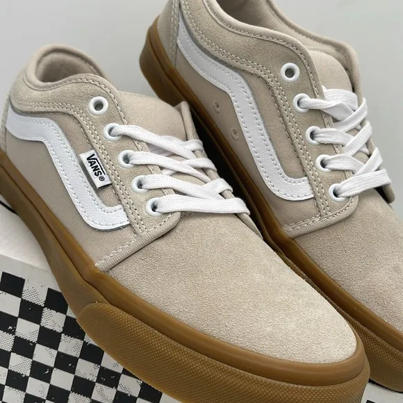 Vans Men's Beige and White Sneakers Chukka Low SidFrench OakVN0A5KQZBLL