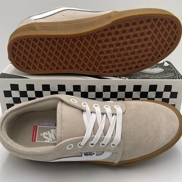 Vans Men's Beige and White Sneakers Chukka Low SidFrench OakVN0A5KQZBLL