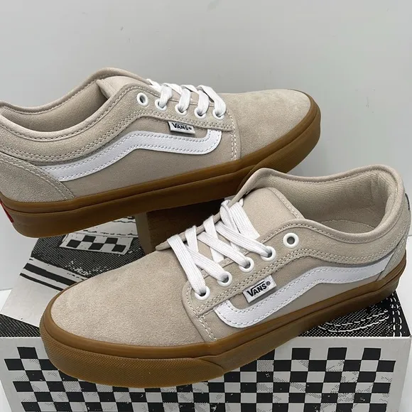 Vans Men's Beige and White Sneakers Chukka Low SidFrench OakVN0A5KQZBLL